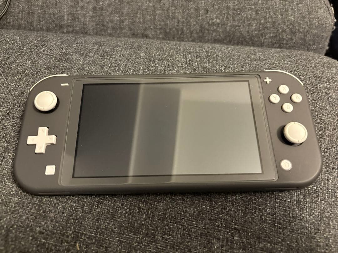 【美品】　Nintendo Switch Lite