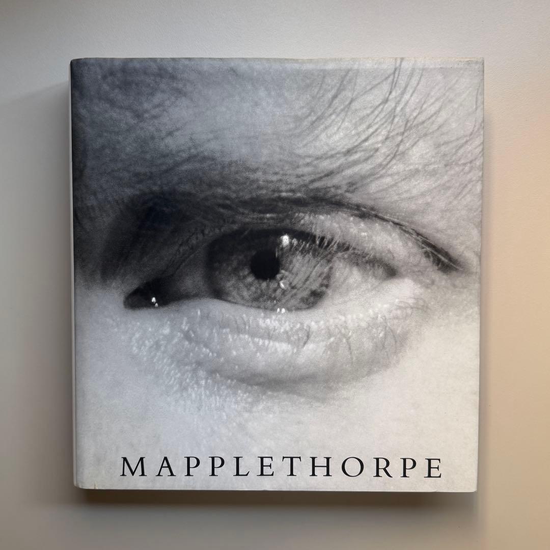 ロバート・メイプルソープ: MAPPLETHORPE