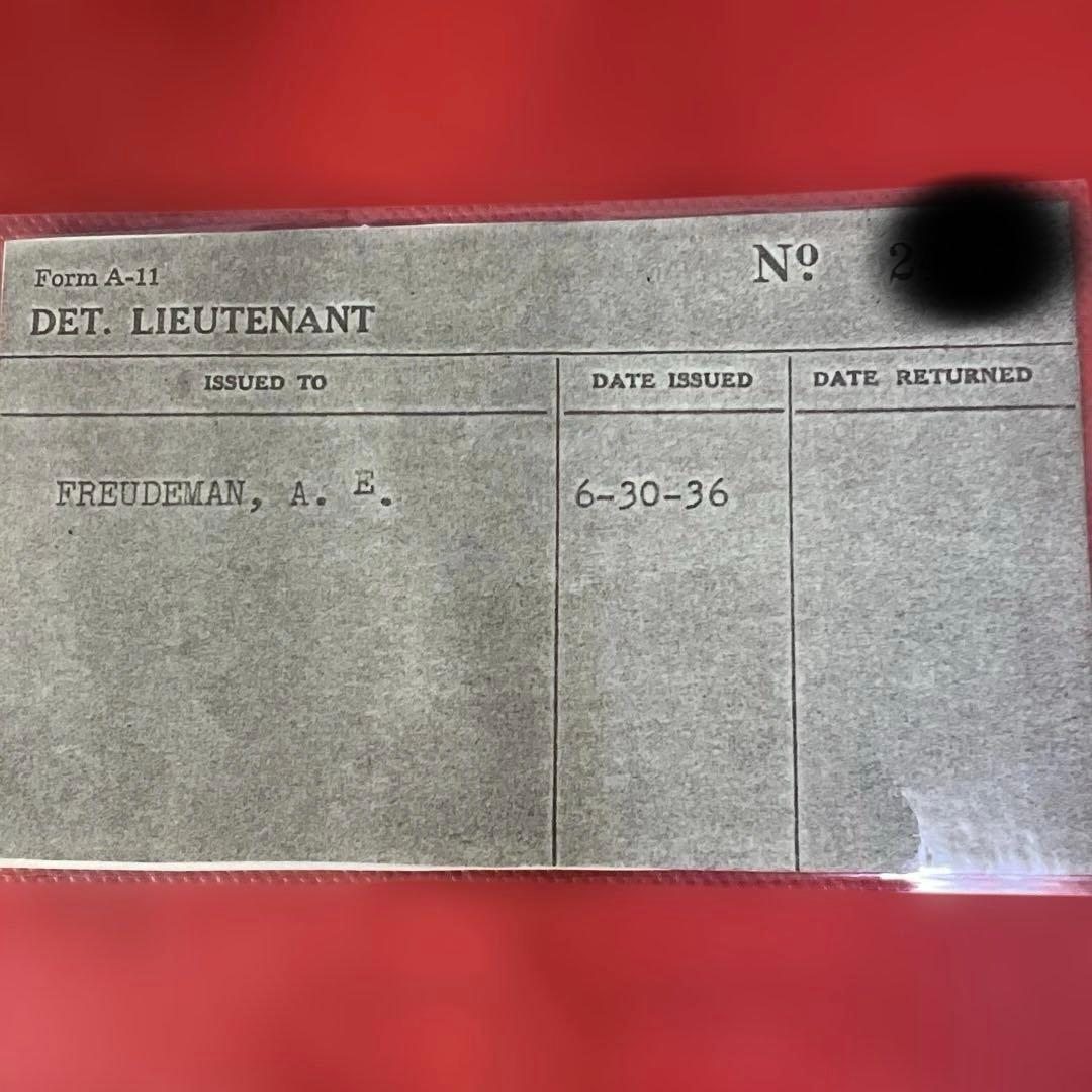 モ*ス様 ロス市警バッジ Lieutenant Detective #2○○○（