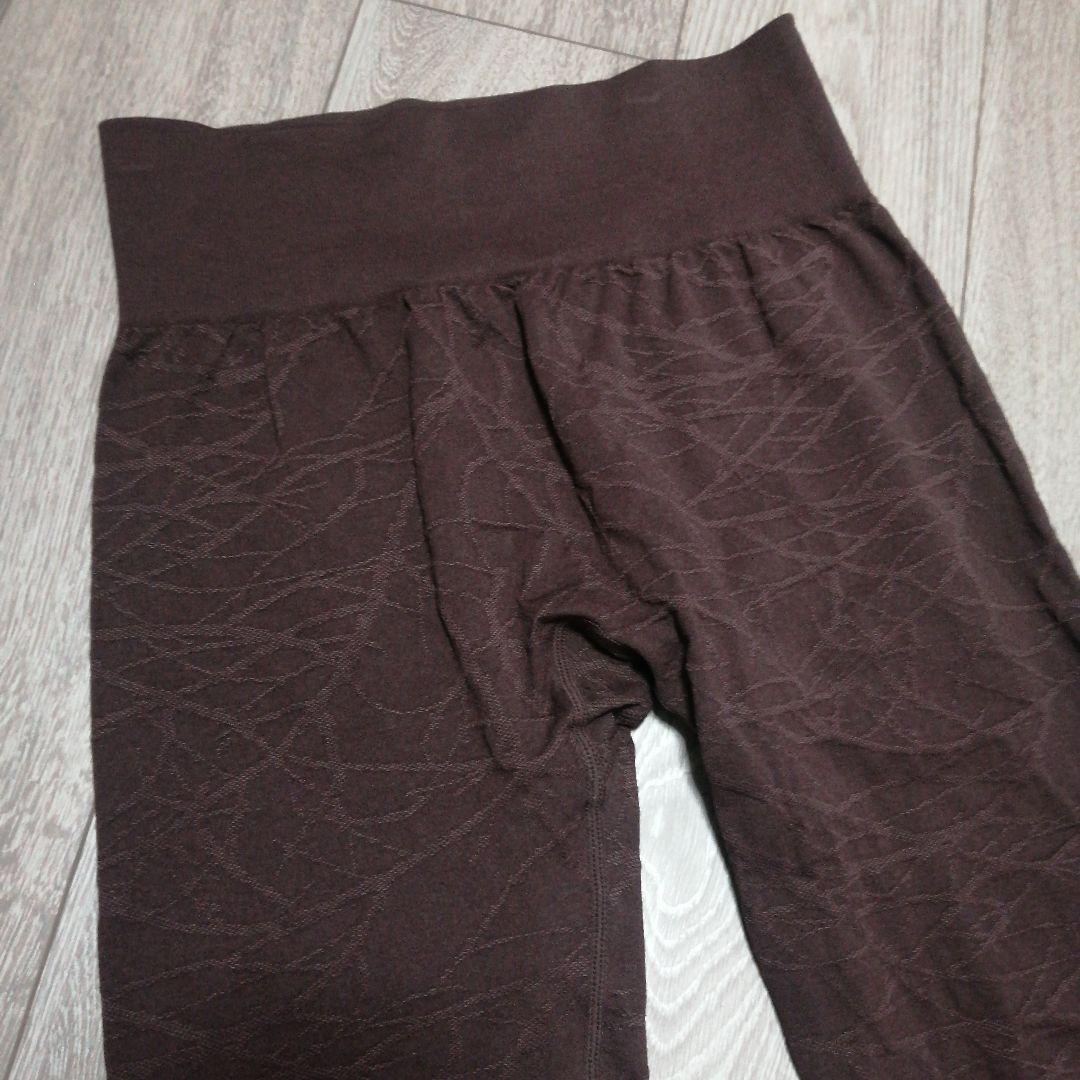 SUKALA ヨガウェアセット mサイズ　ブラウン