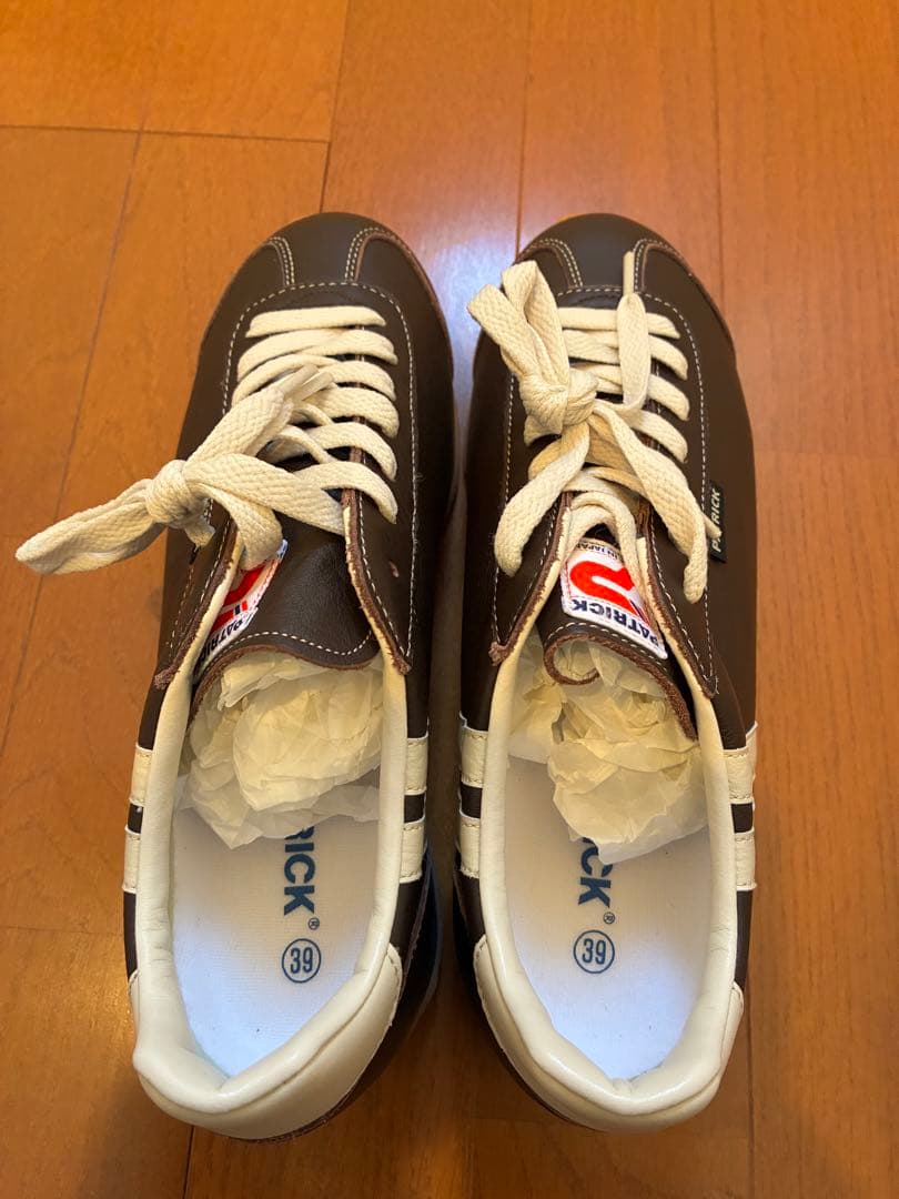 新品未使用品 PATRICK スニーカー NEVADA2 24.5㎝ ブラウン色