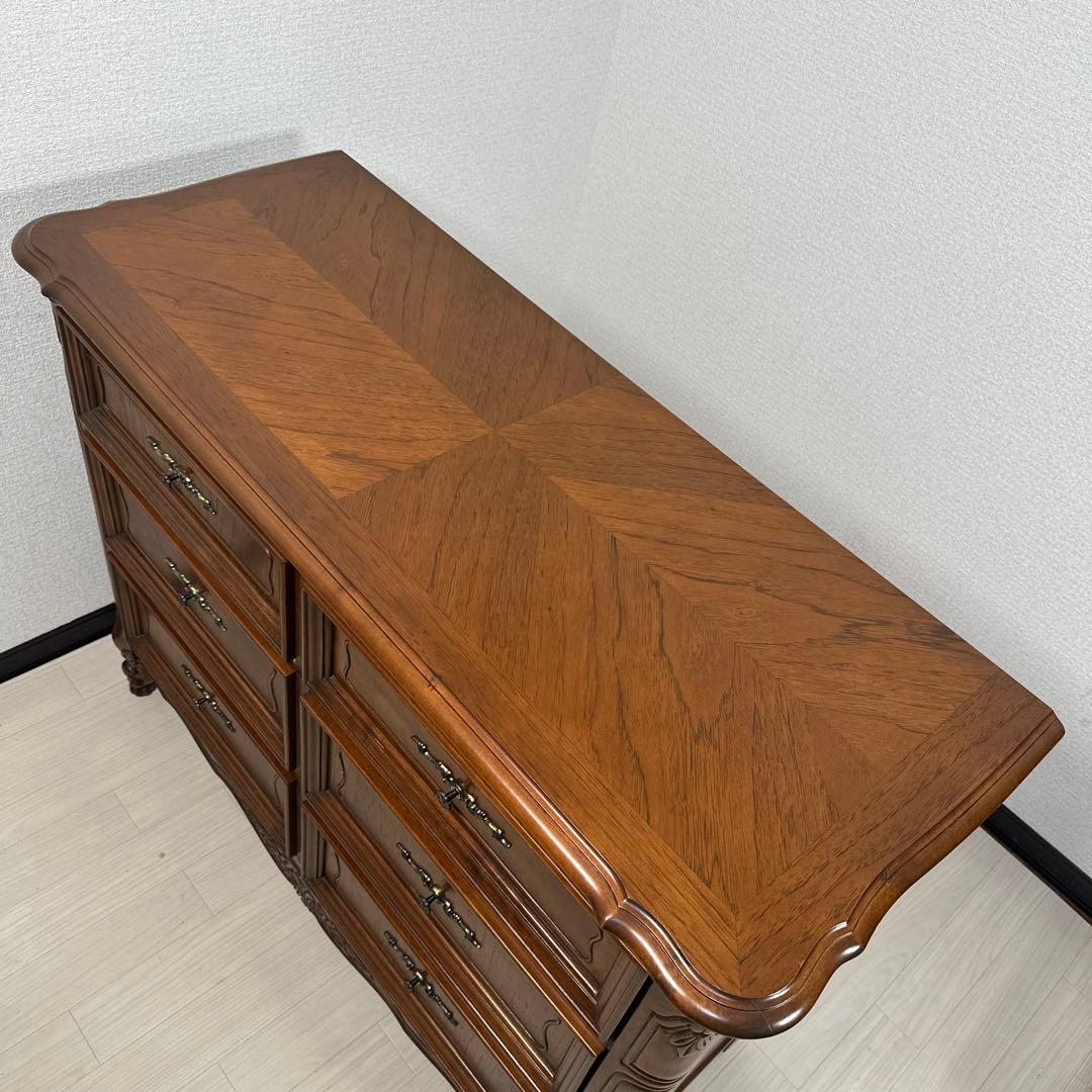 【展示品】英国 アンティーク調 チェスト 3段6杯 レリーフ 彫刻 ※i4※