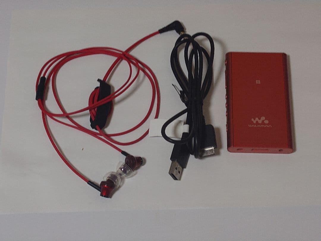 Sony ウォークマン 赤色 イヤフォン付き