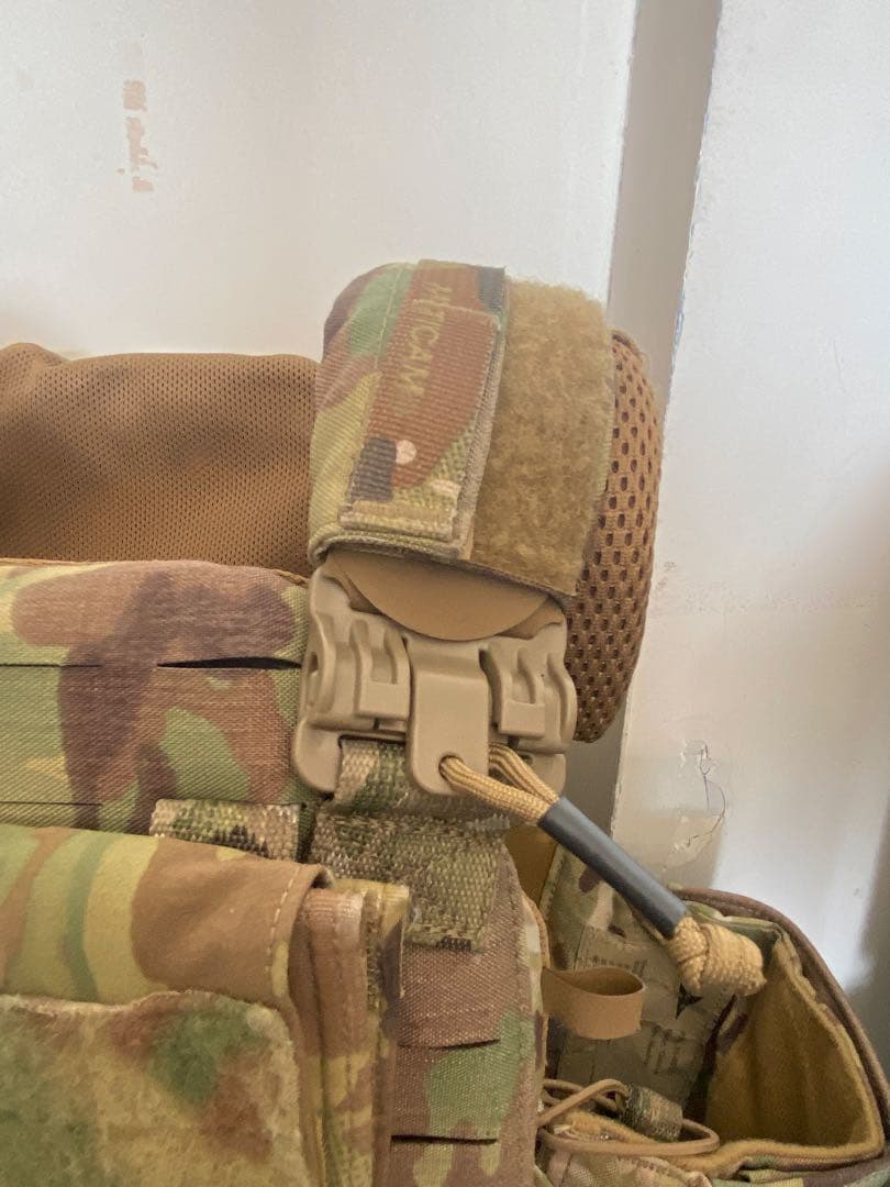 個人装備 First Spear Strandhogg