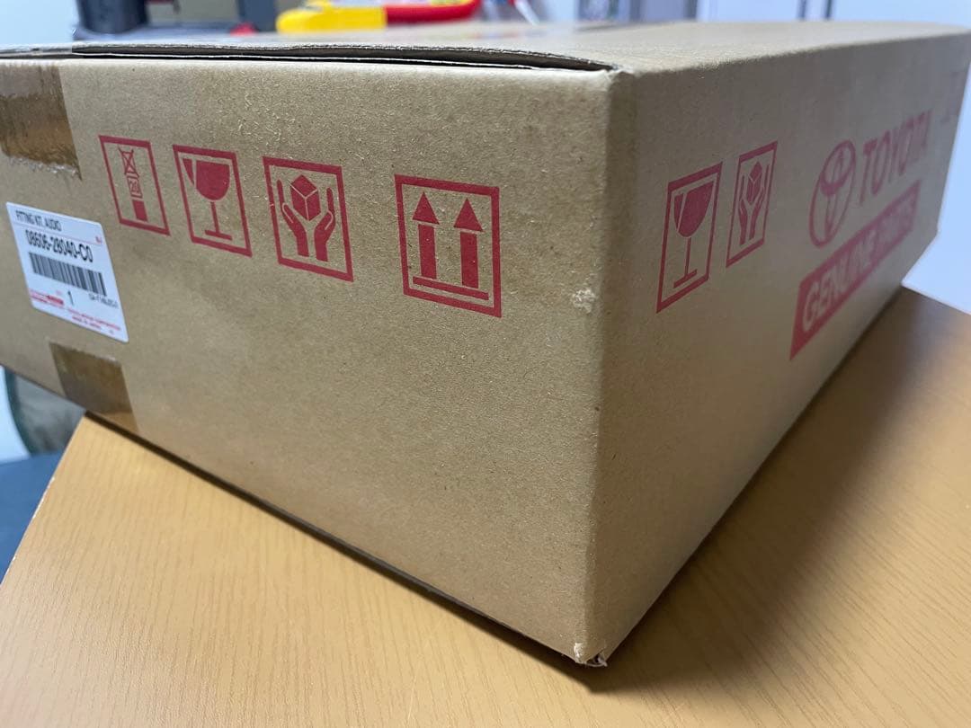 エスティマ 最終型10型ナビ用 nszn-z68tパネル フィッティングキット