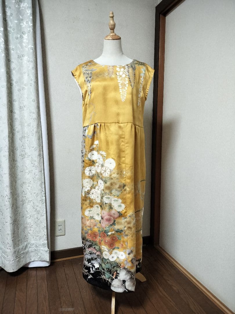 着物リメイク　振袖　草花文　ワンピース