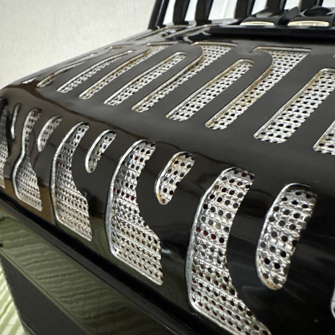 TOMBO アコーディオン J80 トンボ　楽器　音楽　ピアノ　鍵盤