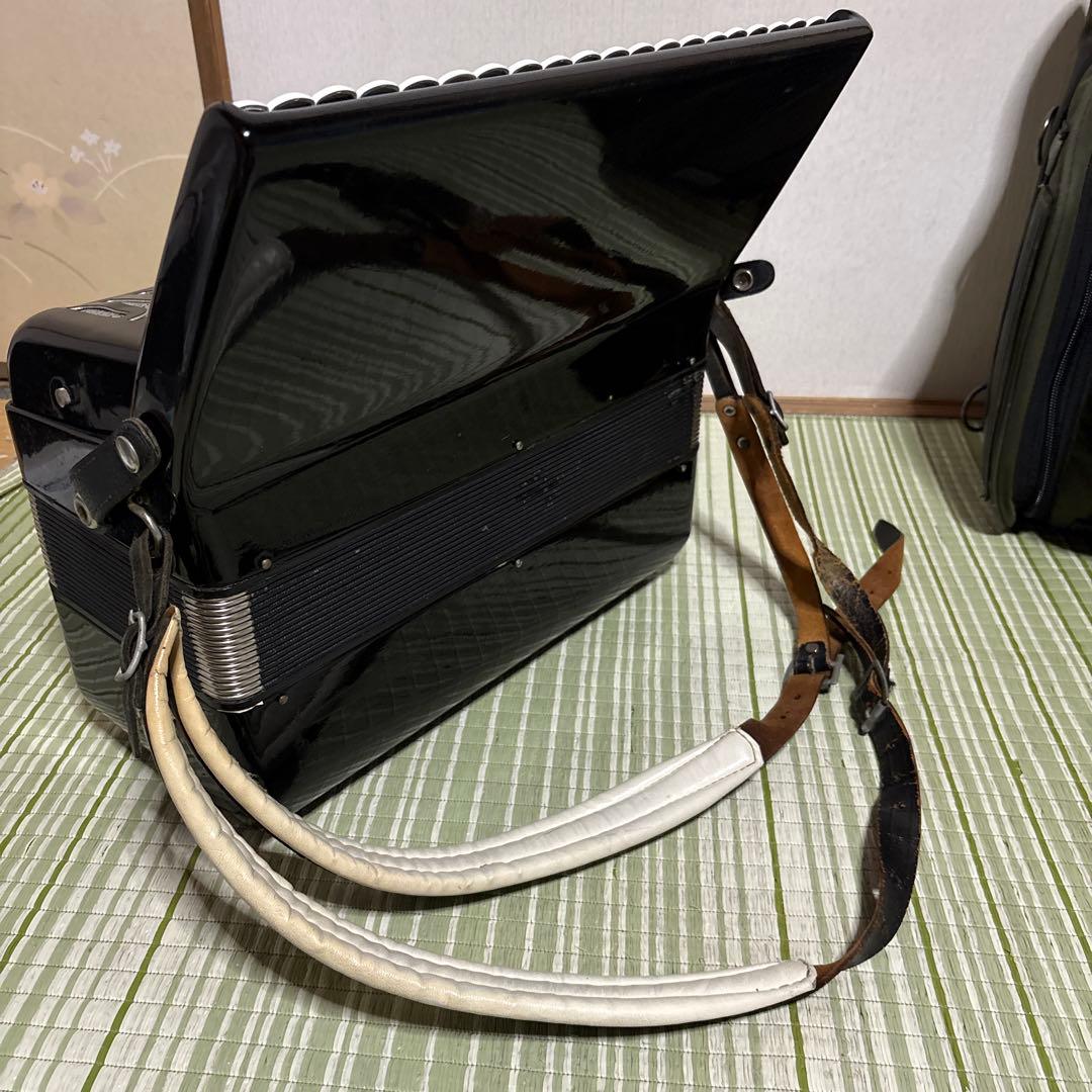 TOMBO アコーディオン J80 トンボ　楽器　音楽　ピアノ　鍵盤