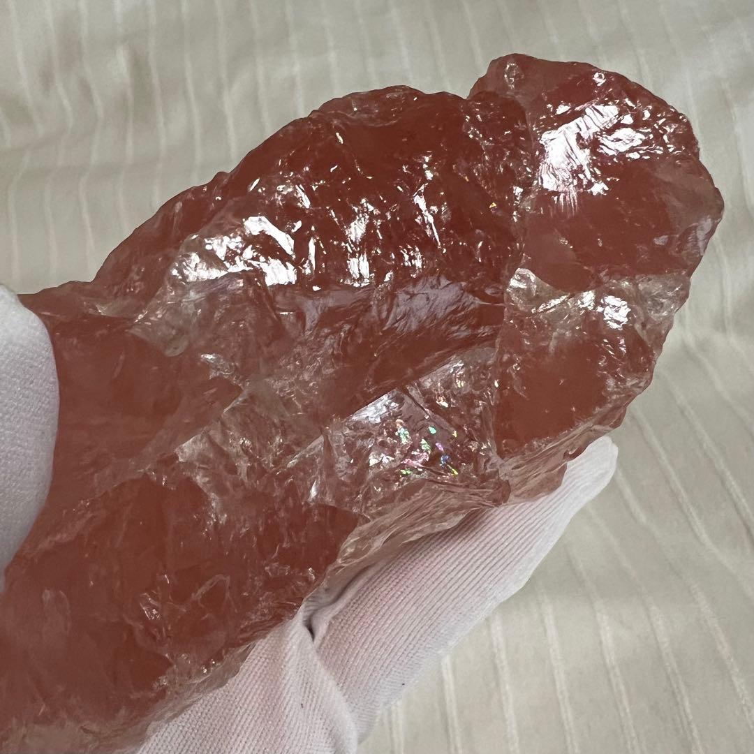 レインボー入り 特大ローズクォーツ 584g 天然石 パワーストーン