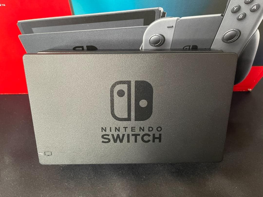 [ほぼ未使用] Nintendo Switch グレー [スイッチ]