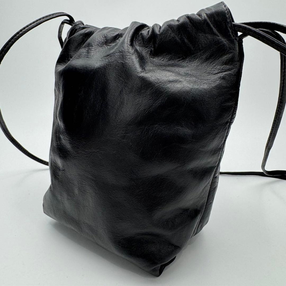 ロエベ アナグラム ナッパレザー 巾着型ショルダーバッグ 斜めがけ ブラック