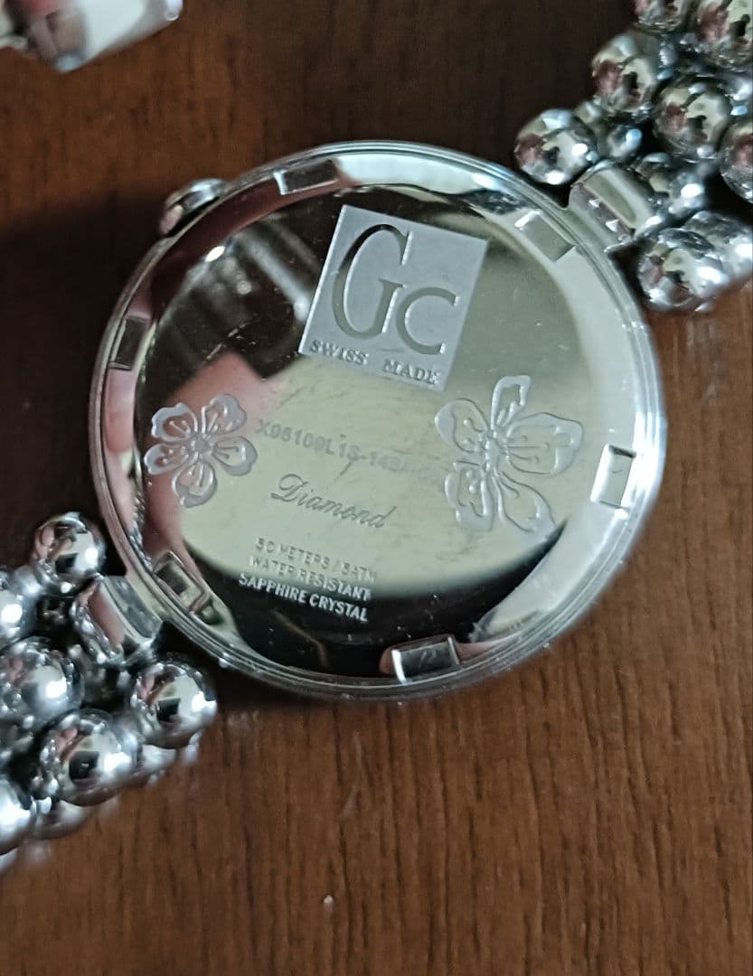 【不動品】Gc（ゲスコレクション）charm レディース　　クォーツ