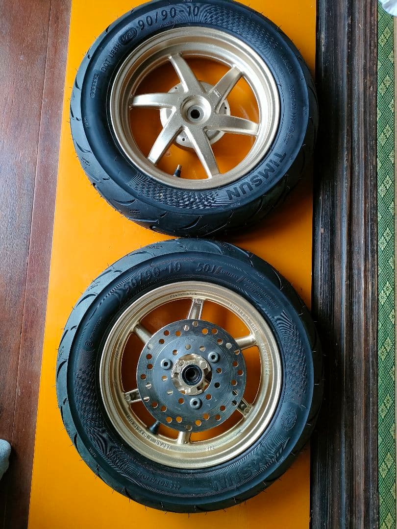 dio ディオ　zx ホイール　前後　タイヤ新品