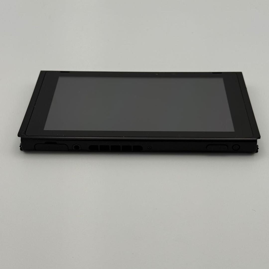 ニンテンドースイッチ　バッテリー強化モデル　2019年製　本体