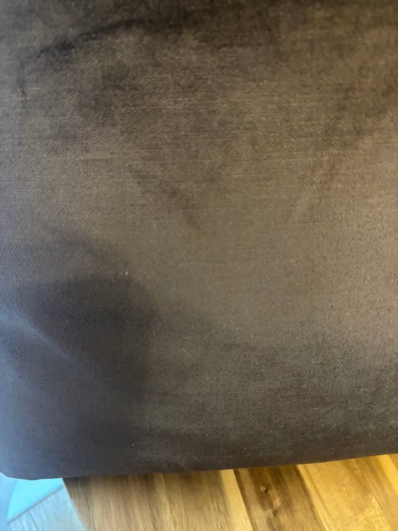 ボーコンセプト　ベルベットクッション