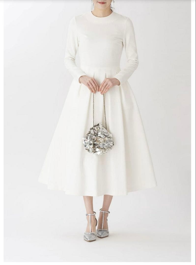 ツルバイマリコオイカワ白ワンピース　34サイズ