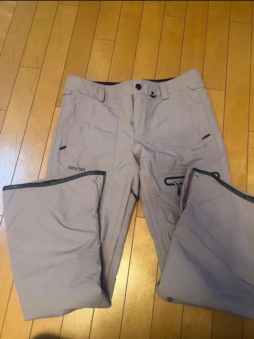 さらに限定お値下中! 【美品】スノーボードボルコムGORE-TEX パンツ Ｍ