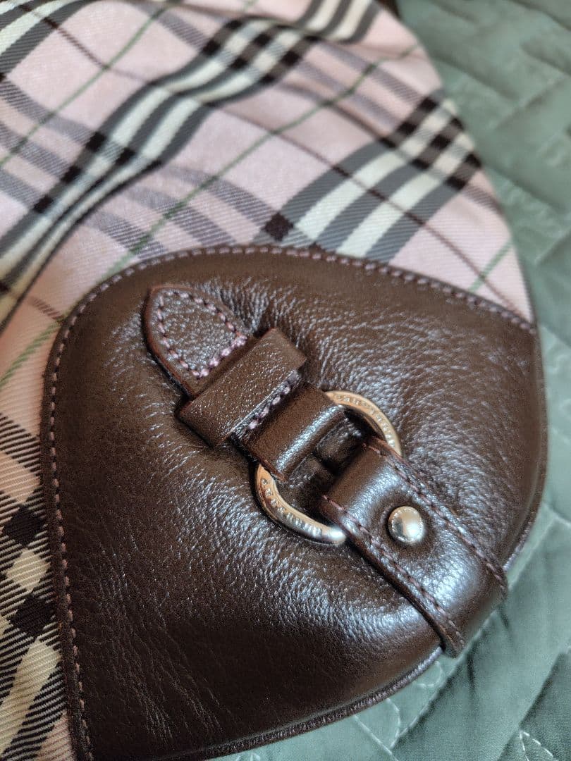 バーバリーブルーレーベル　ショルダーバック　ピンク