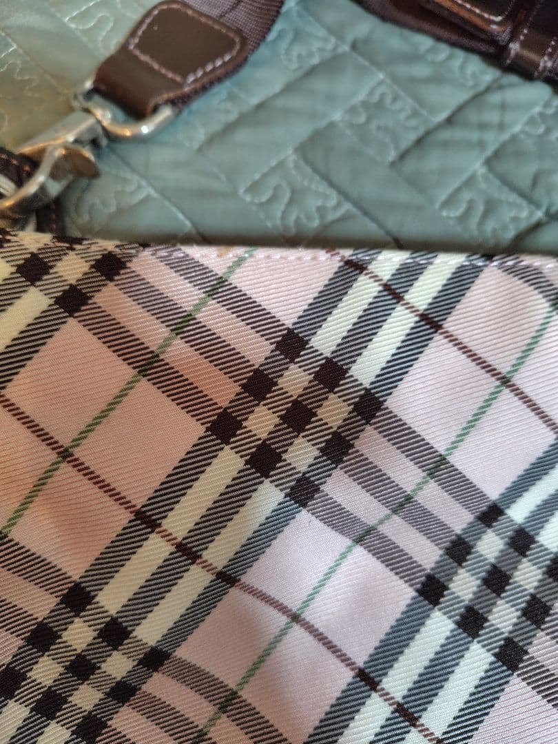 バーバリーブルーレーベル　ショルダーバック　ピンク