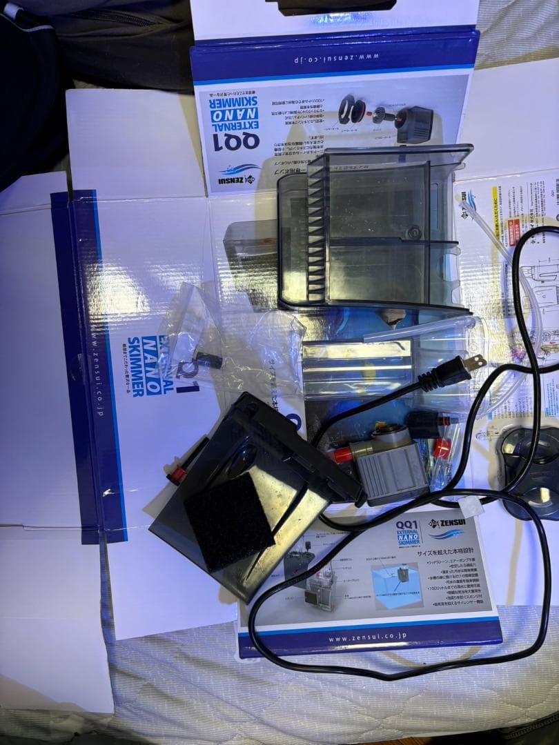 ほぼ新品　ゼンスイ　ZENSUI　プロテインスキマー　QQ1