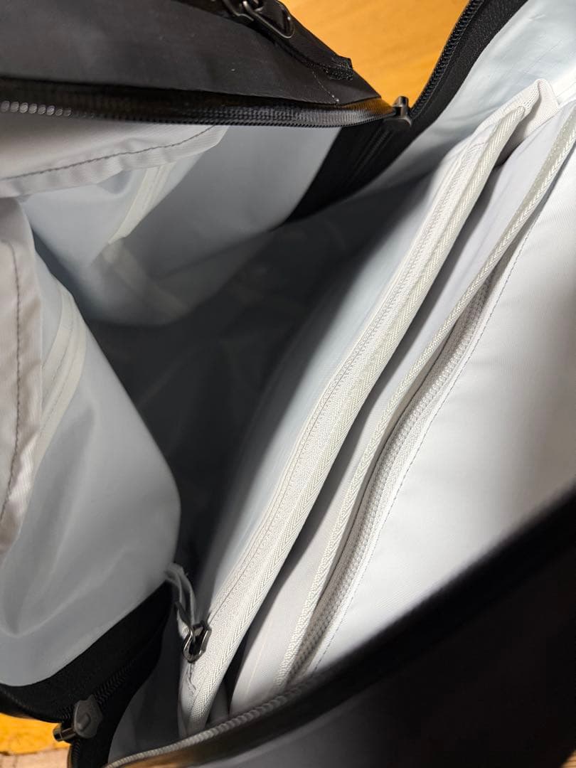 【Black】ARC’TERYX / Granville 16 Backpack