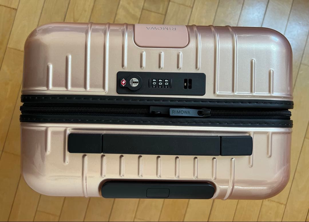 【新品未使用　入手困難】RIMOWA スーツケース　アメリカ限定　パールローズ