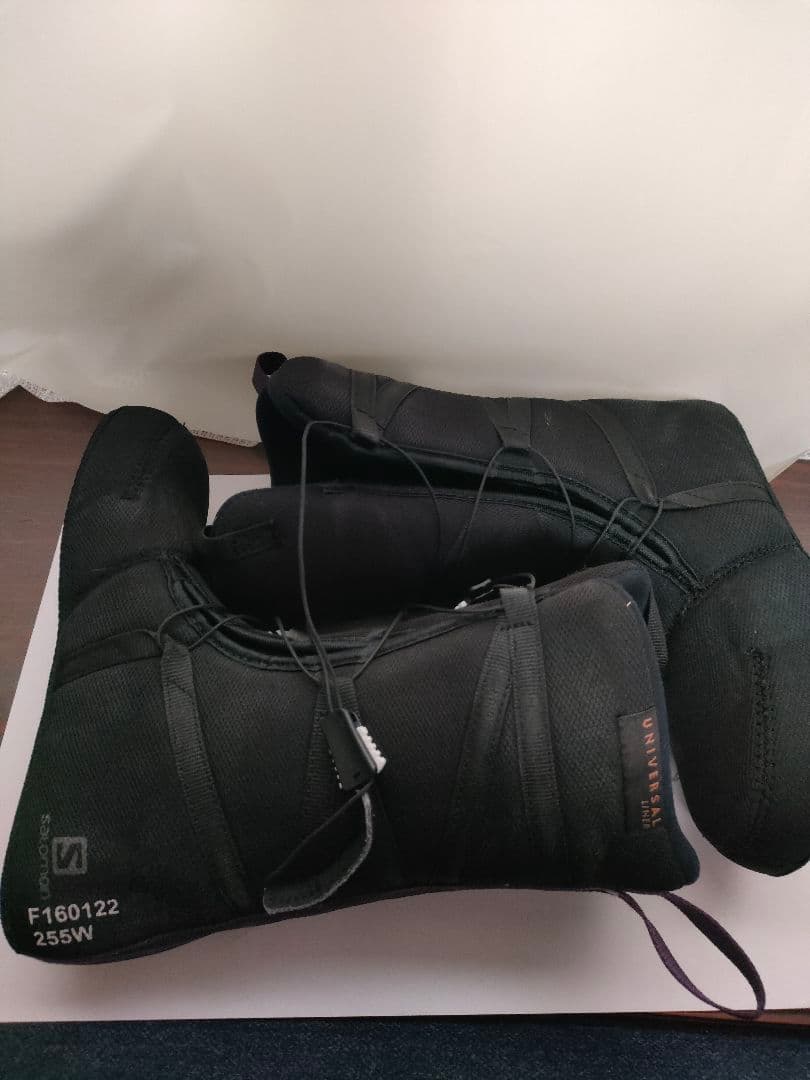 SALOMON　23-24モデルSCARLET 25.5センチ