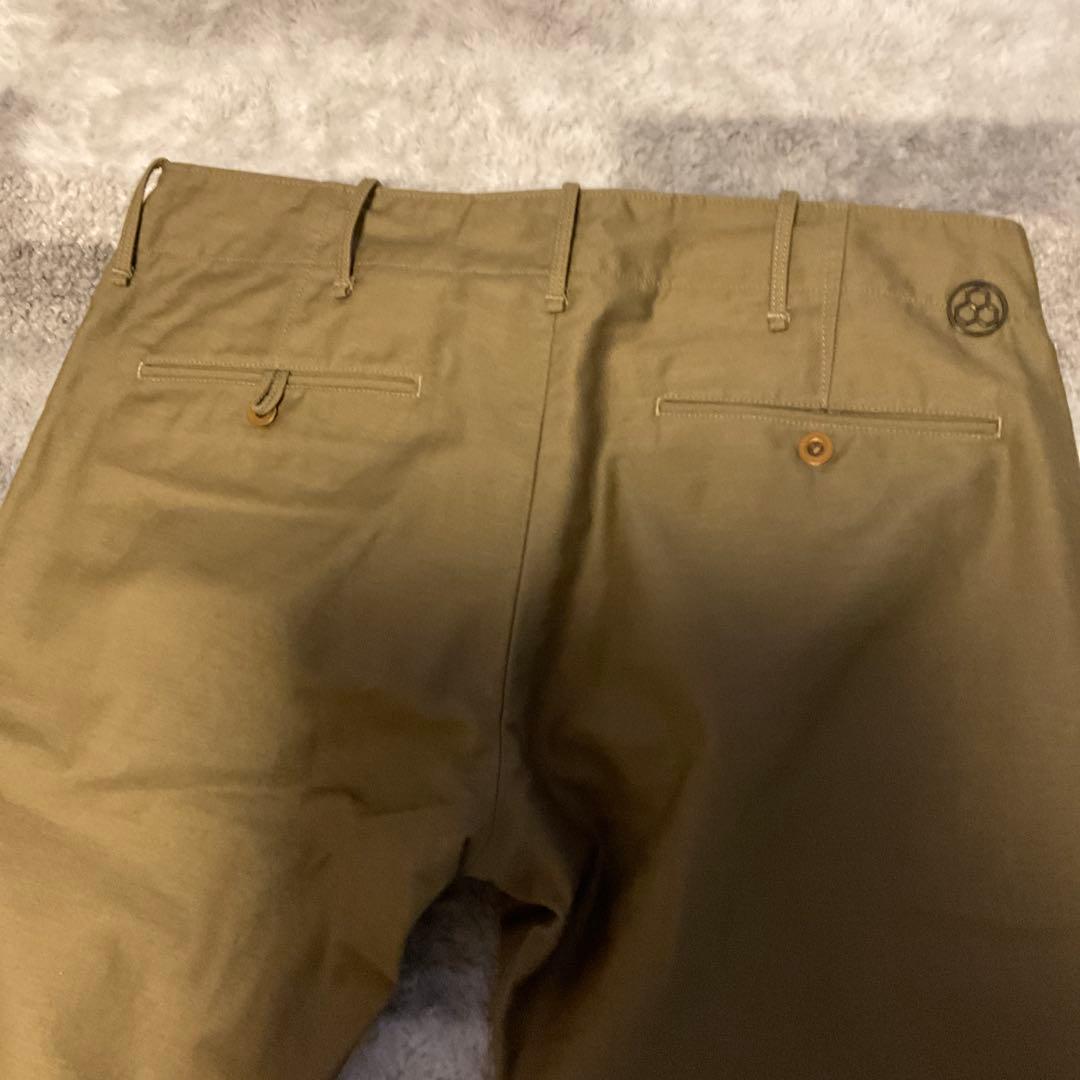 INCOTEX カーキ チノパン