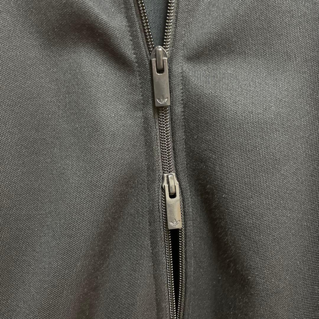 adidas ブラック ジップアップジャケット　 S