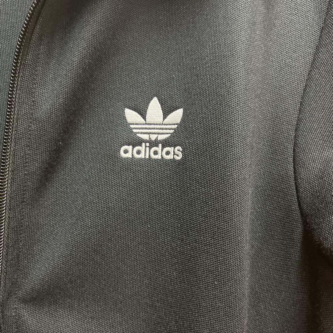 adidas ブラック ジップアップジャケット　 S