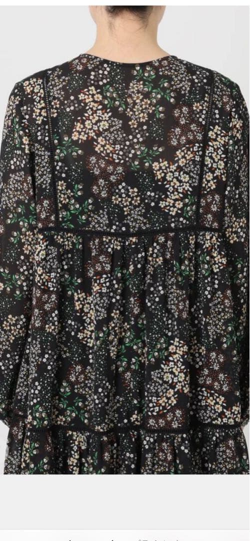 新品　スローブイエナ　花柄ワンピース