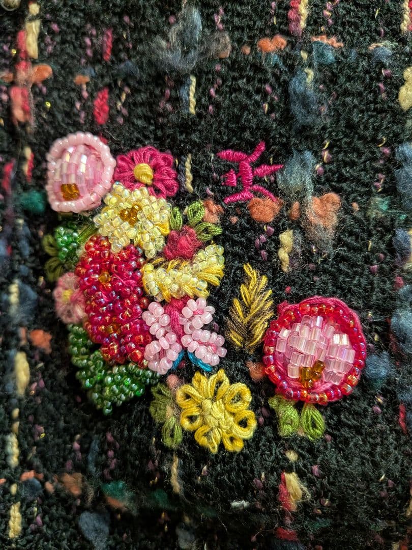 ロングコート ブラック系 刺繍付き