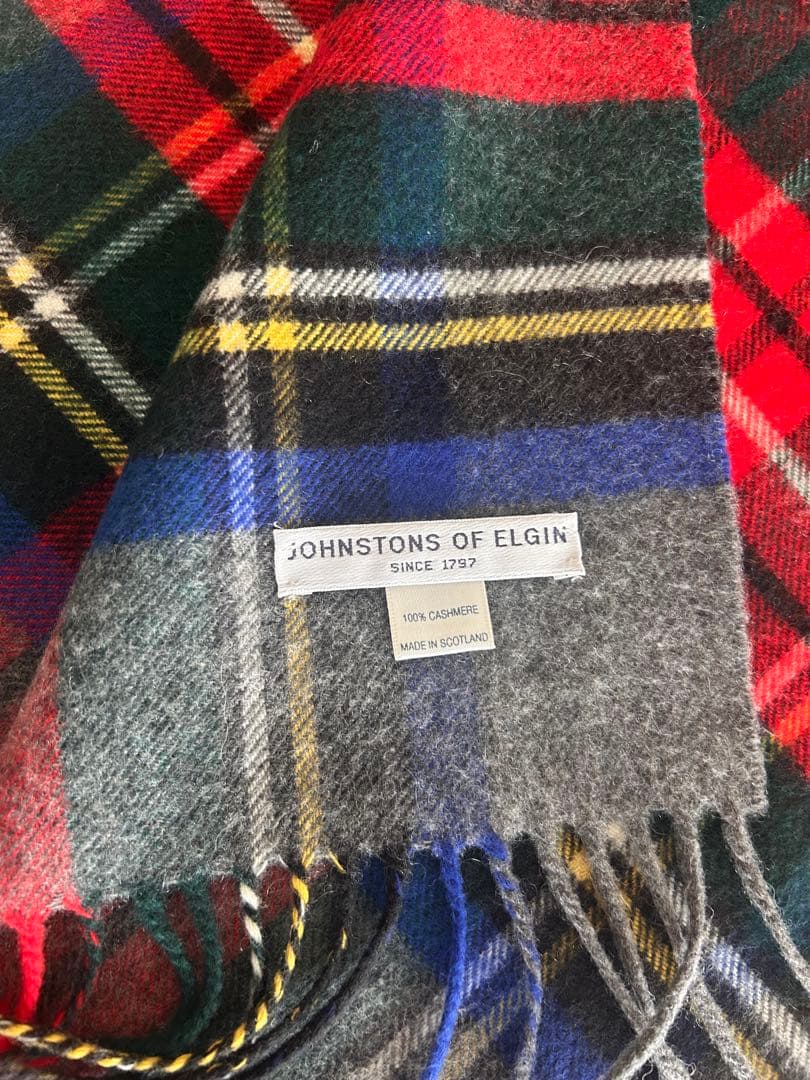 クリーニング済みJOHNSTONS OF ELGIN カシミヤ100大判ストール