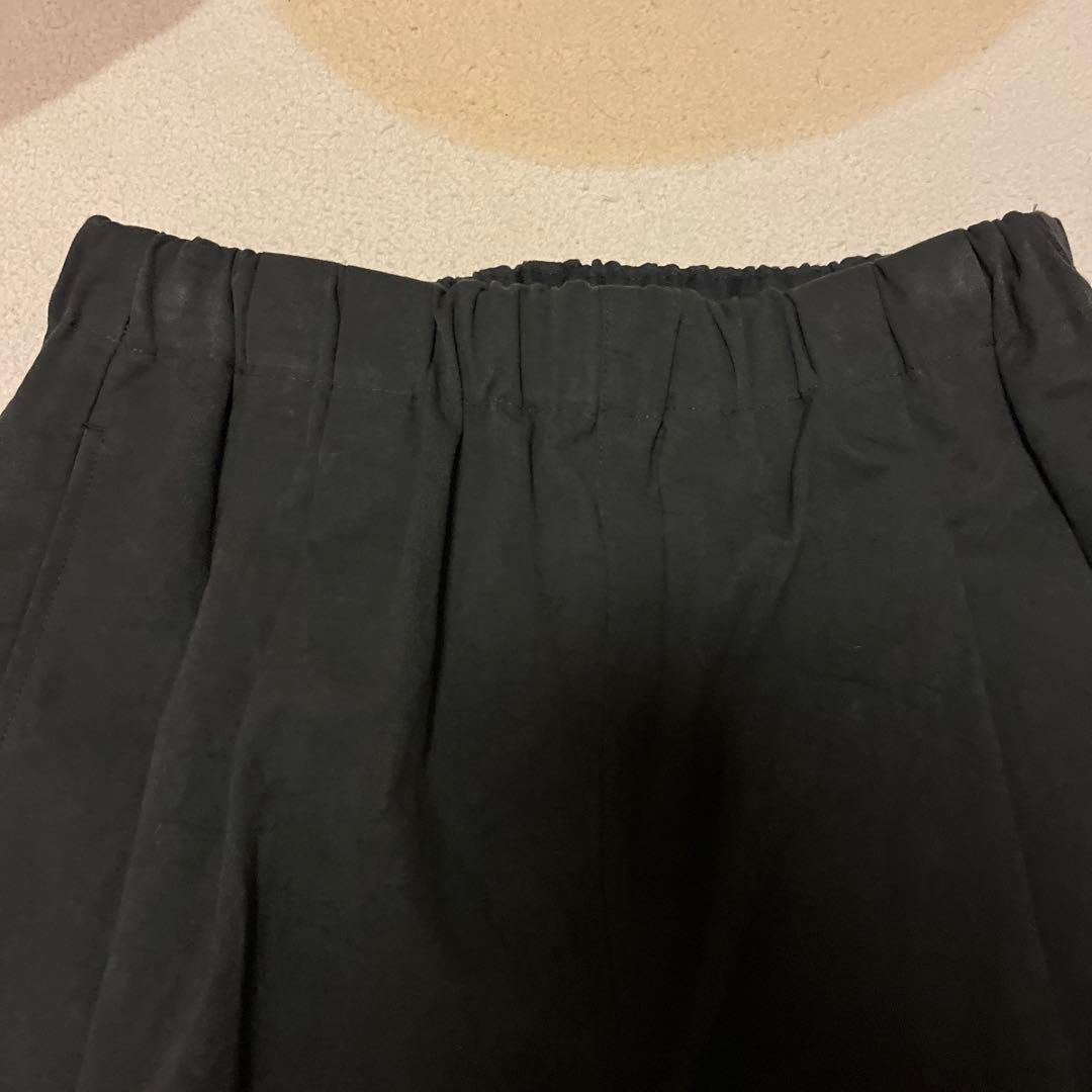 佳かぐれ　Two-tuck easy pants