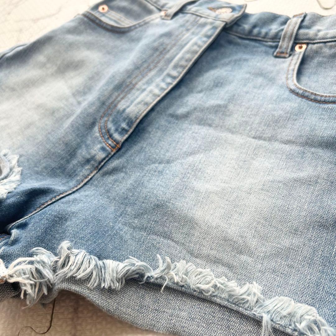 美品♡ グッチ デニム ショートパンツ チェリー 刺繍 25 ハイウエスト