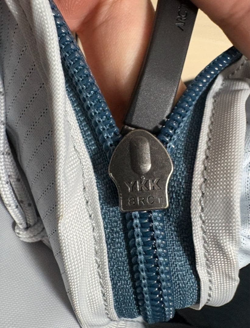 ARC'TERYX コンシール 15 バックパック Nightscape