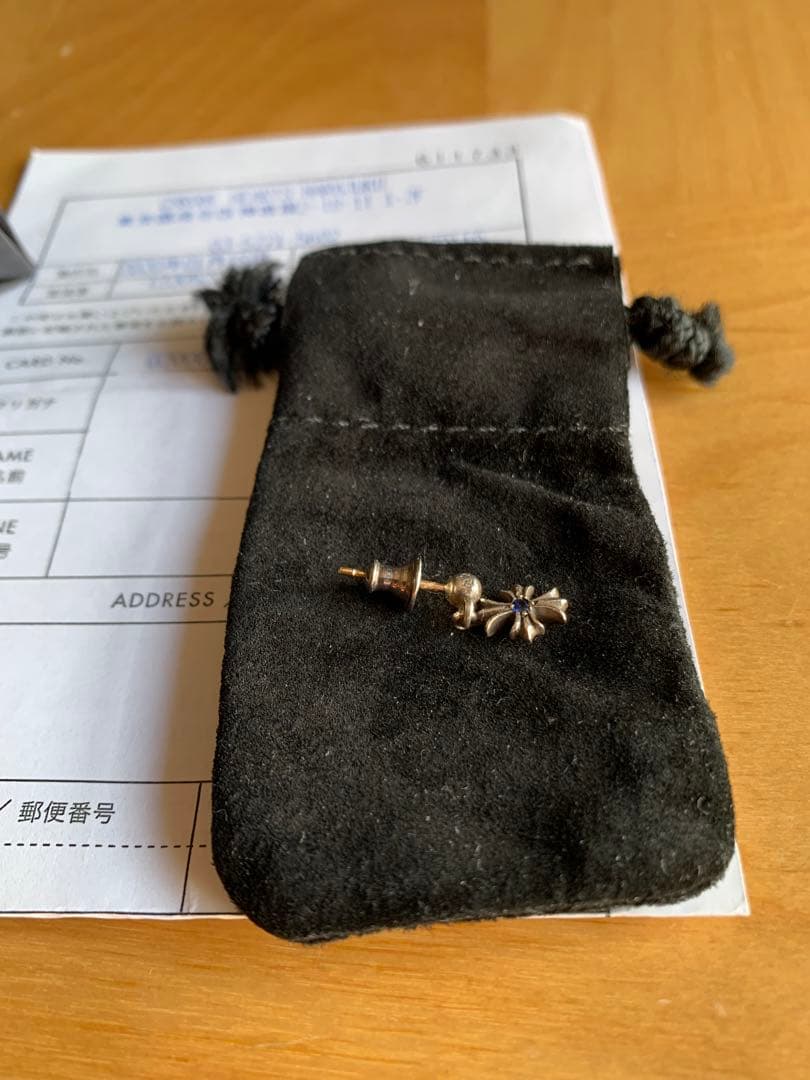 クロムハーツ タイニーE CHプラス ドロップイヤリングwithブルーサファイア