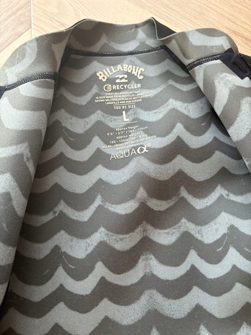 BILLABONG タッパー ブラック Lサイズ（レディース）