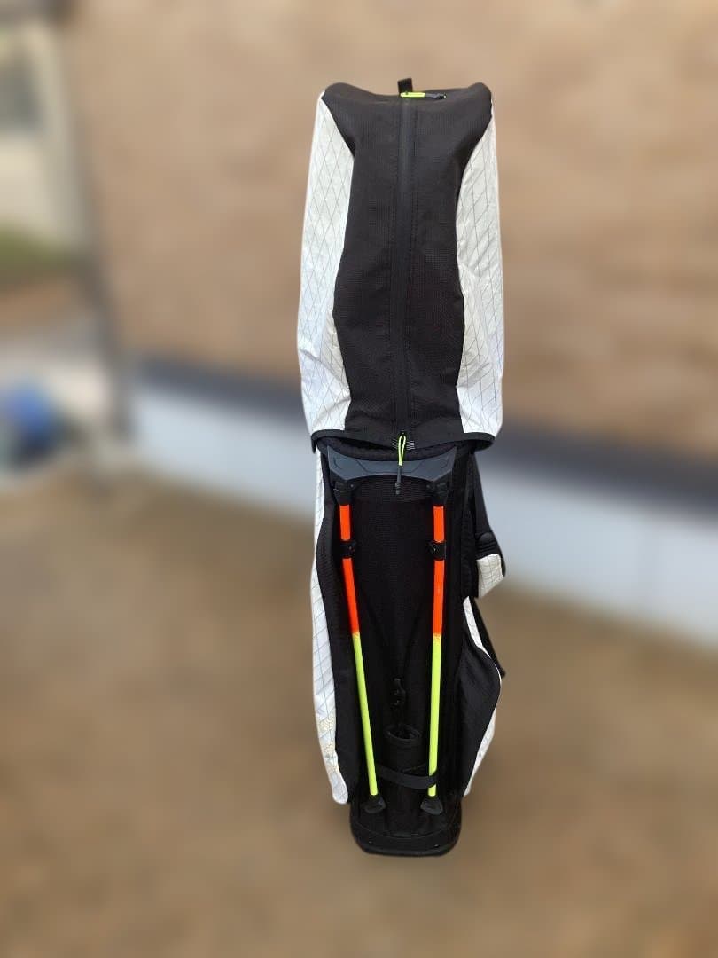 adidas スタンド型　キャディバック　X-pac 生地使用　軽量　アディゼロ