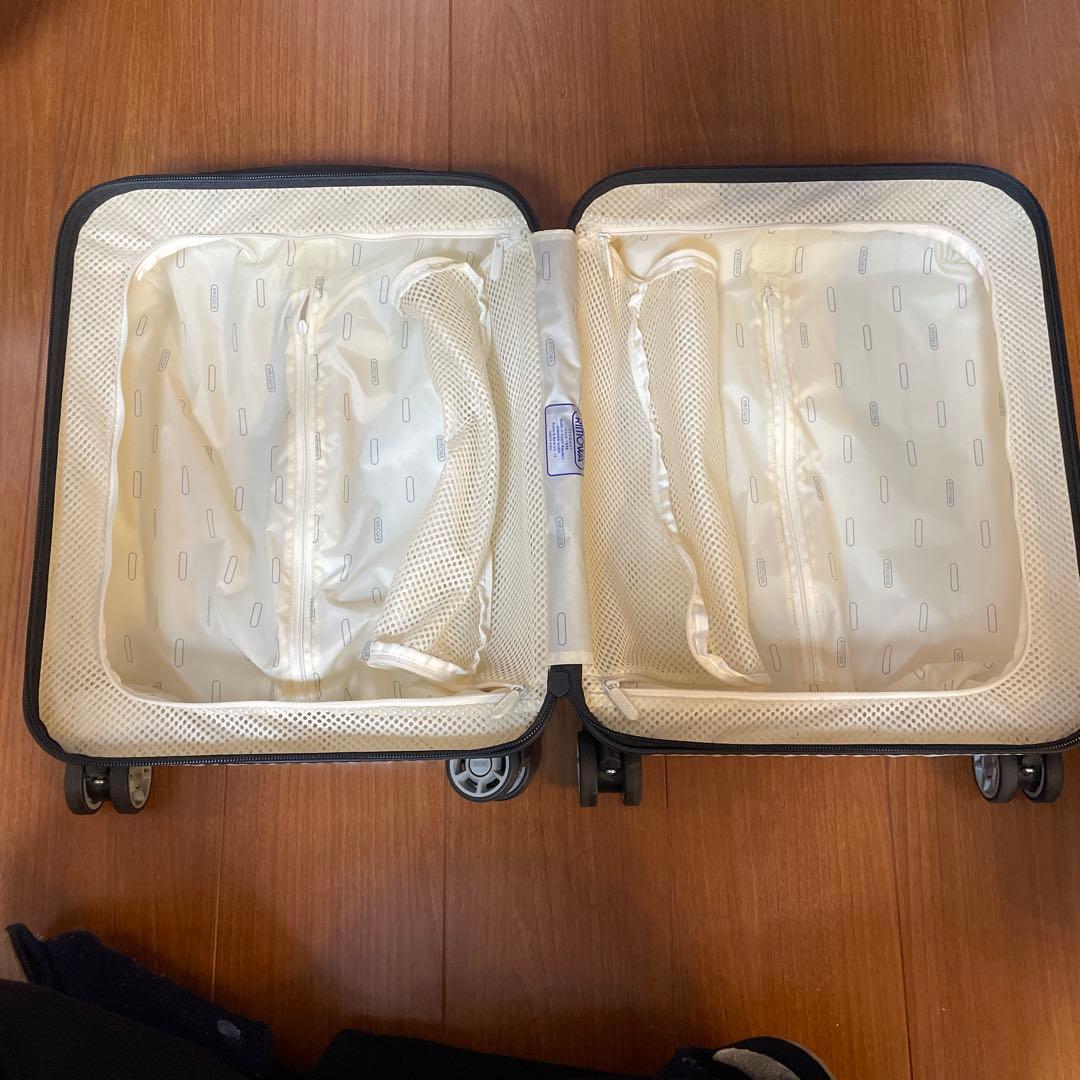 RIMOWA ホワイト キャリーケース SALSA AIR サルサエアー