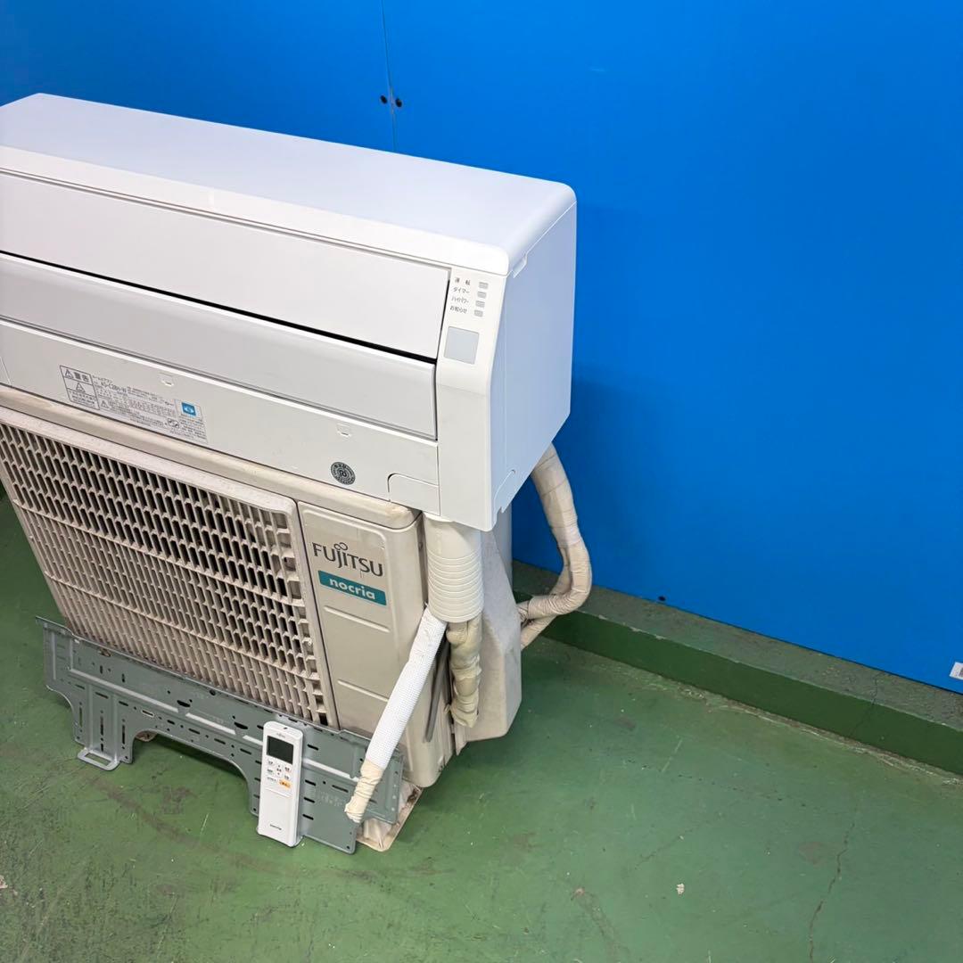 724 ルームエアコン　容量2.8kw 　富士通　極美品　未使用　10畳〜12畳