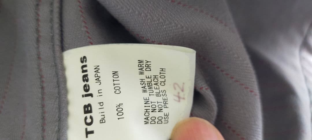 TCB jeans　タビーズコート　グレー赤ストライプ　ヘリンボーン　サイズ42