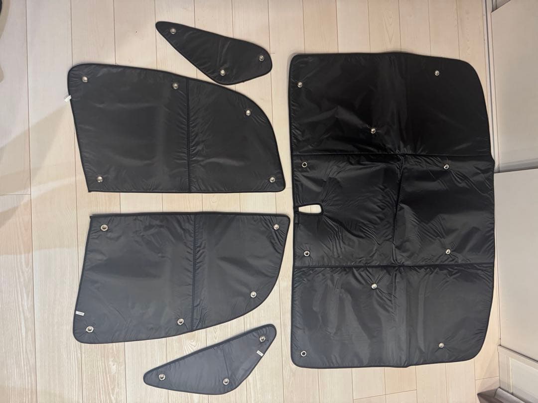 デリカ d5 専用　11枚セット 日除　車中泊　キャンプ　サンシェード