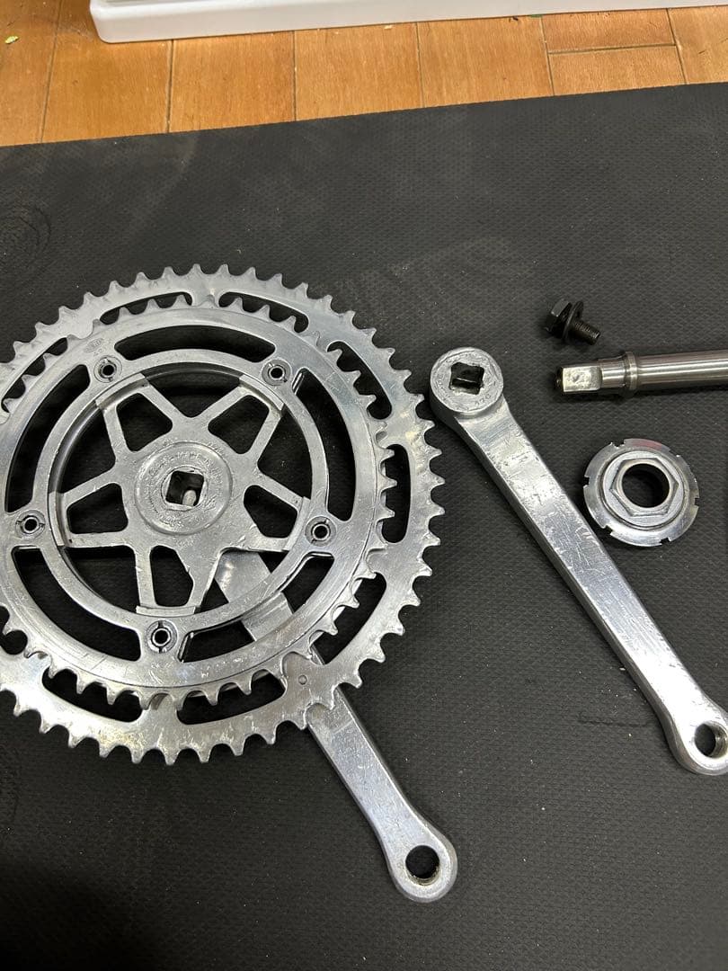 ストロングライトSUPER COMPETITION 63 WクランクＢＢセット