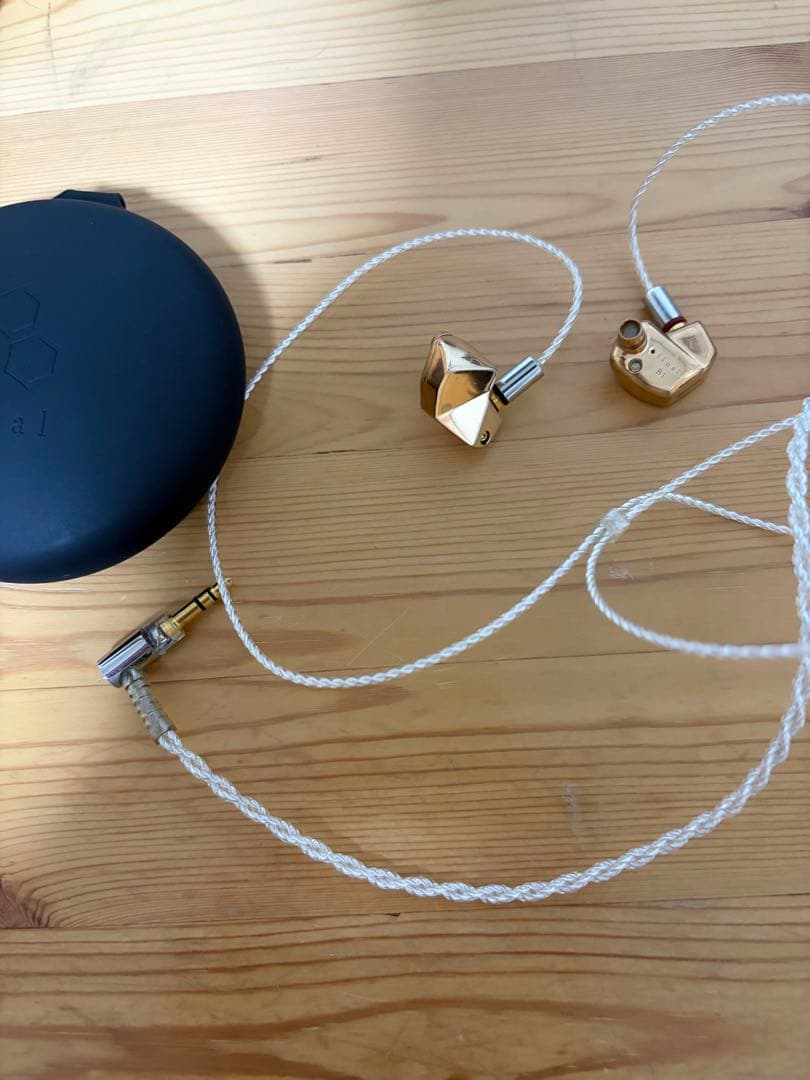 あ*か様 美品 final b1