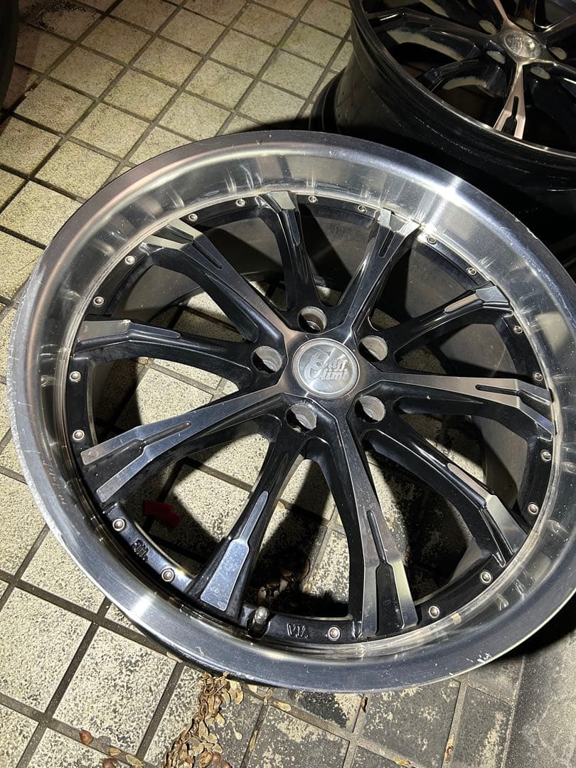 シ*ー様 クリフクライム ルイス TC-02 20インチホイール