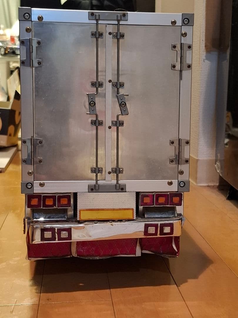 タミヤ １/14　デコトラ トレーラー