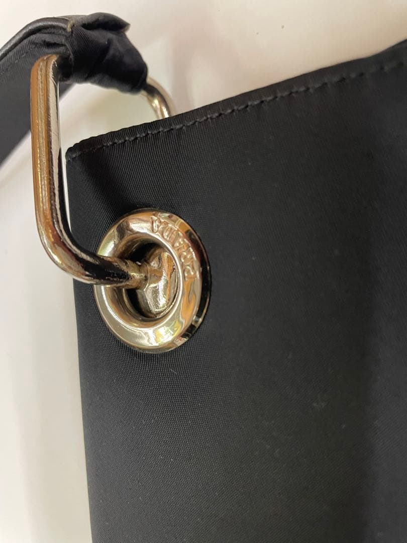 PRADA プラダ ナイロン ハンドバッグ／ショルダーバッグ ブラック 三角ロゴ