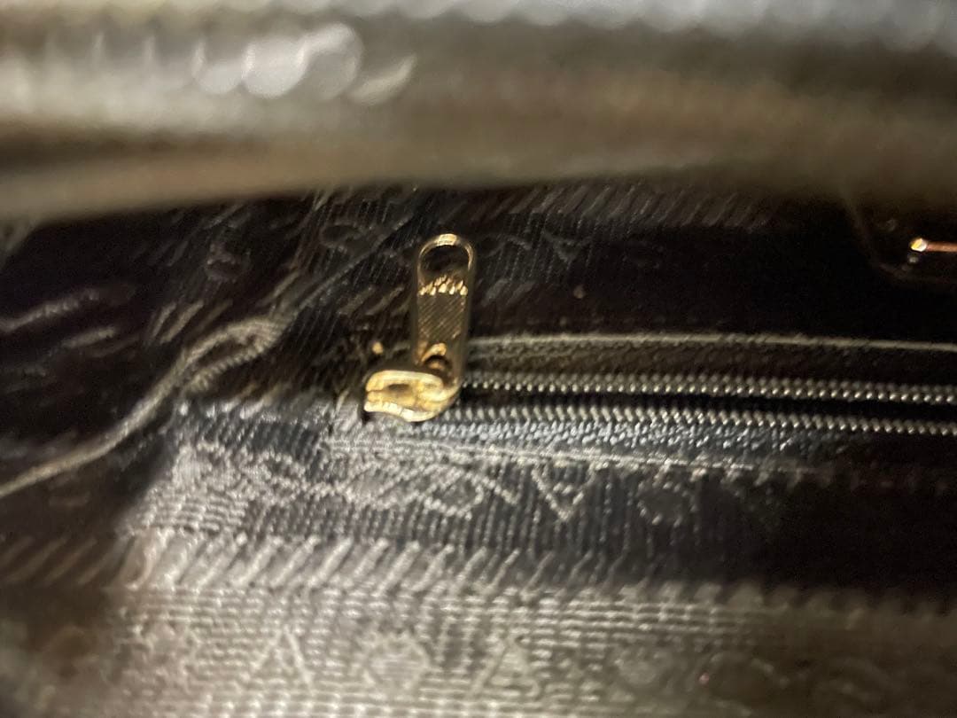 PRADA プラダ ナイロン ハンドバッグ／ショルダーバッグ ブラック 三角ロゴ