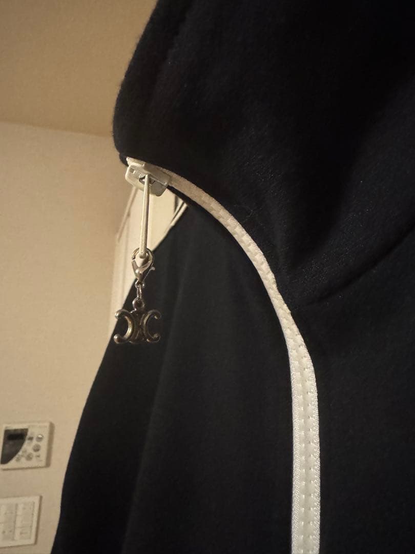 トラックジャケット　ブラック ホワイトストライプ